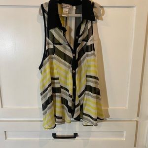 Soulmates sheer top. Great with canine